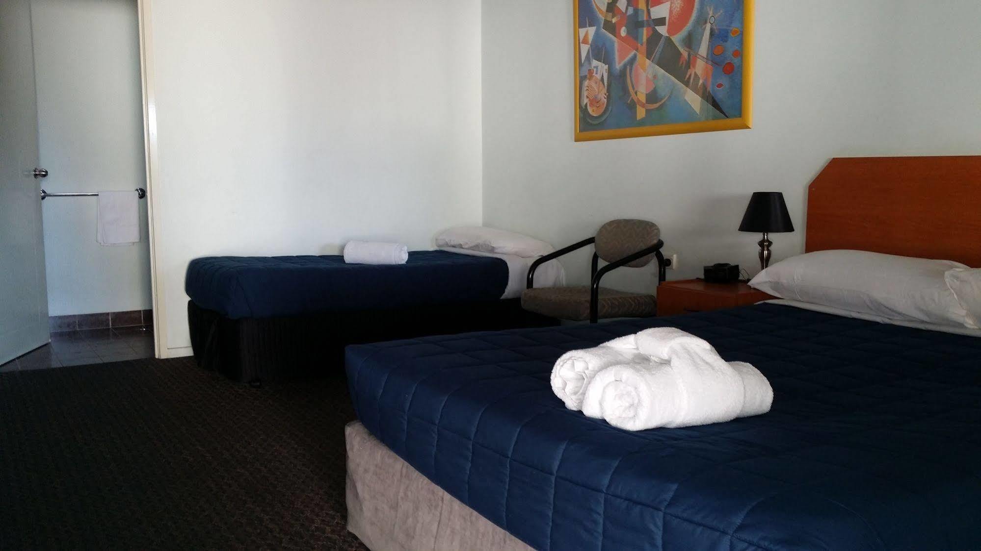Harbour City Motel Gladstone Bagian luar foto