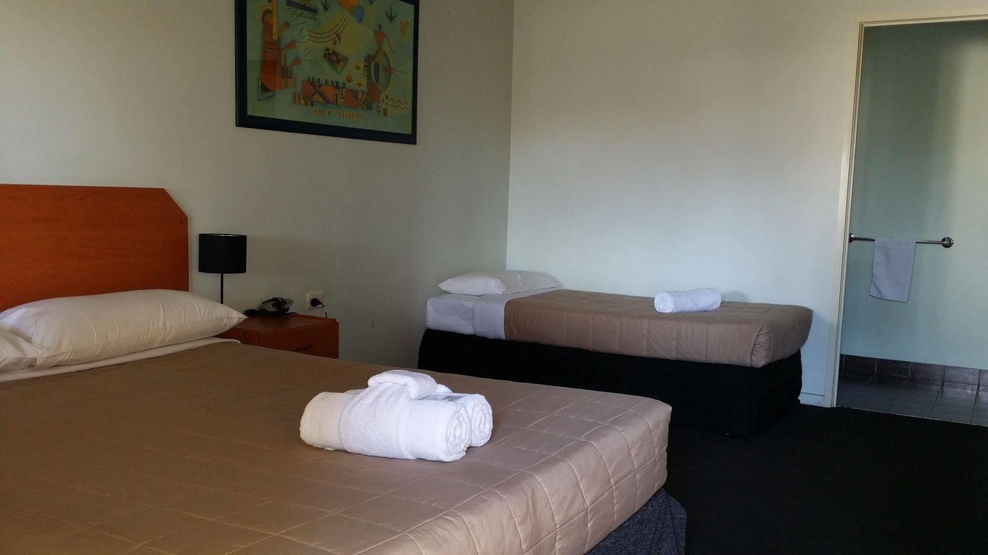 Harbour City Motel Gladstone Bagian luar foto
